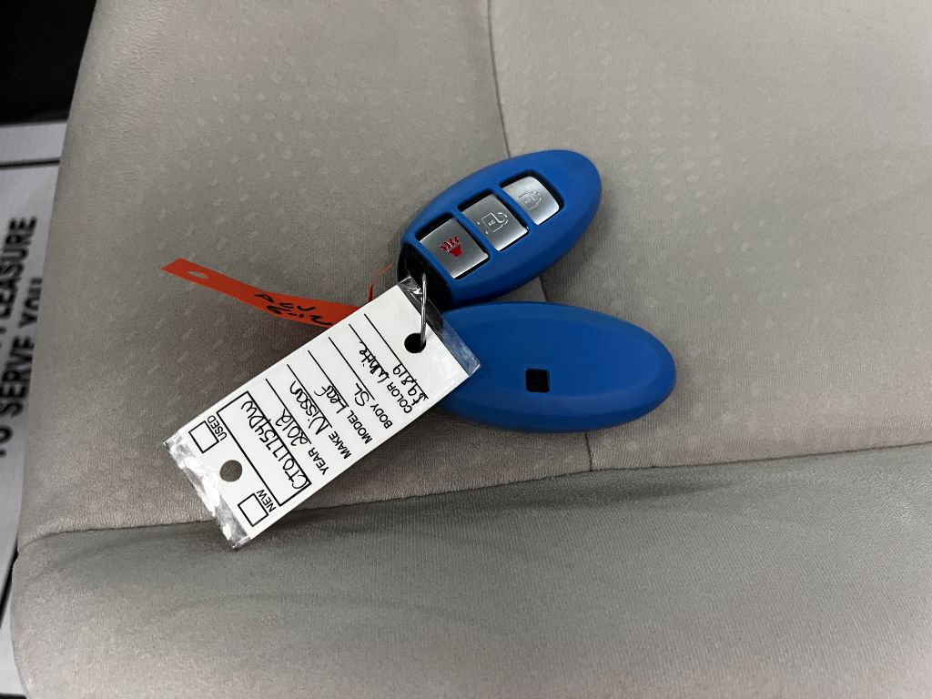 2012 Nissan LEAF - $13,995
