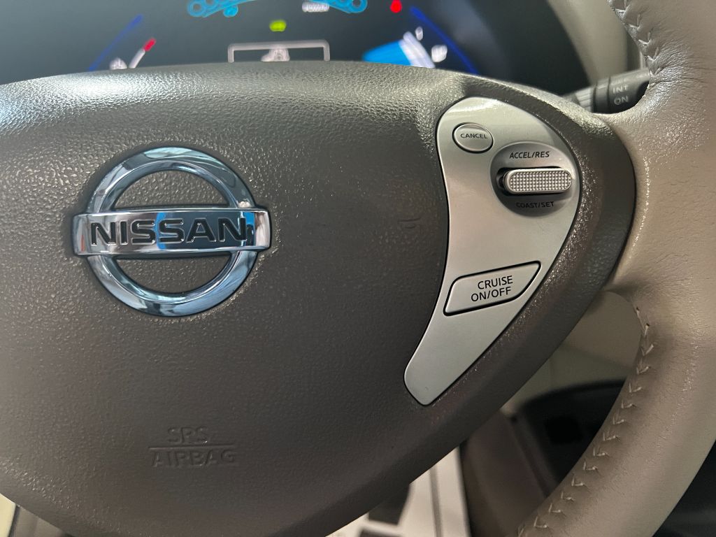 2012 Nissan LEAF - $13,995