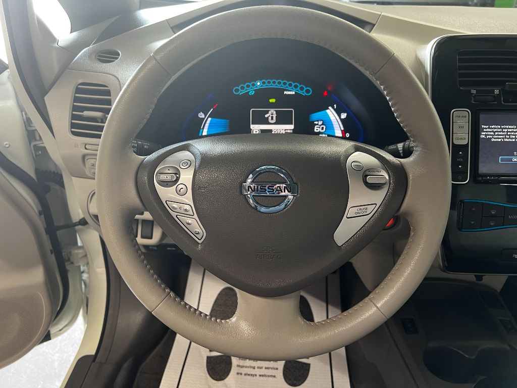 2012 Nissan LEAF - $13,995