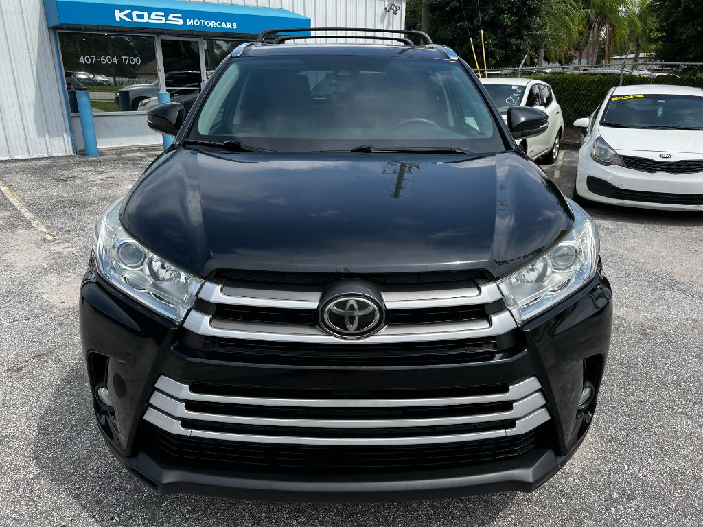 2017 Toyota Highlander - $26,495