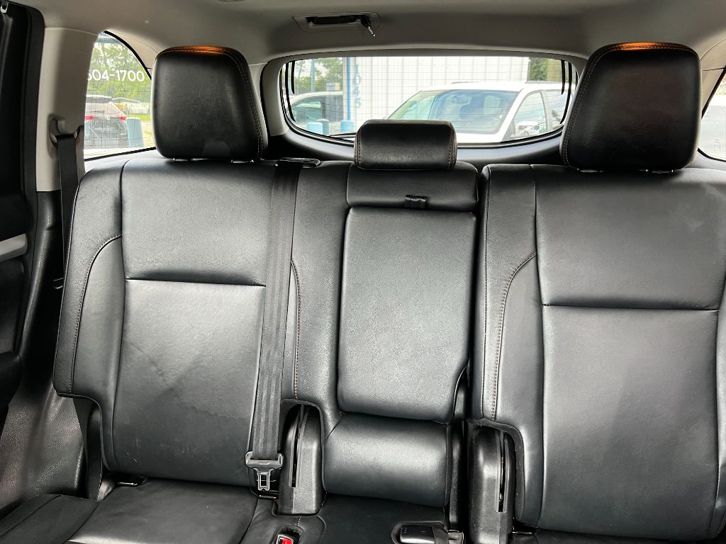 2017 Toyota Highlander - $26,495
