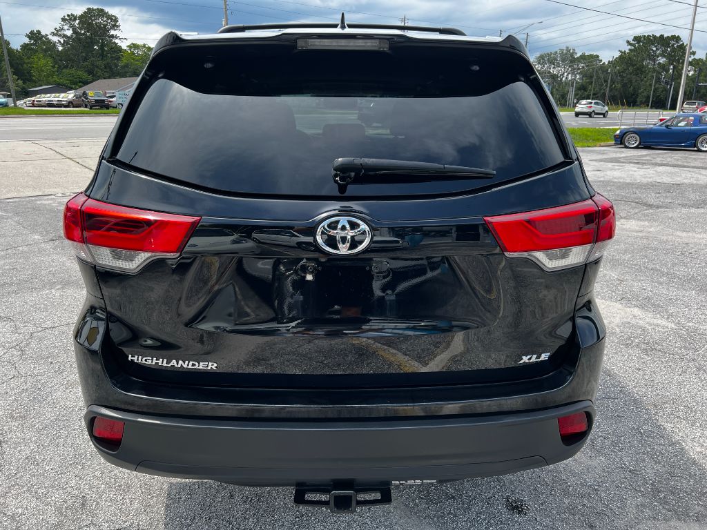 2017 Toyota Highlander - $26,495