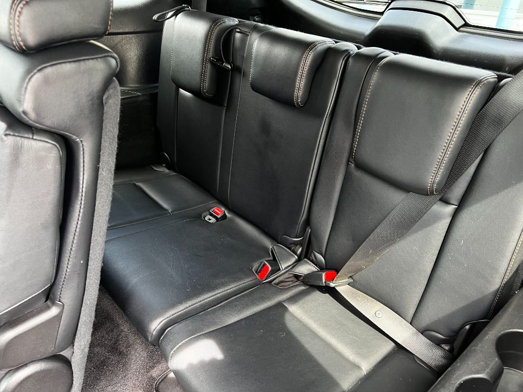 2017 Toyota Highlander - $26,495