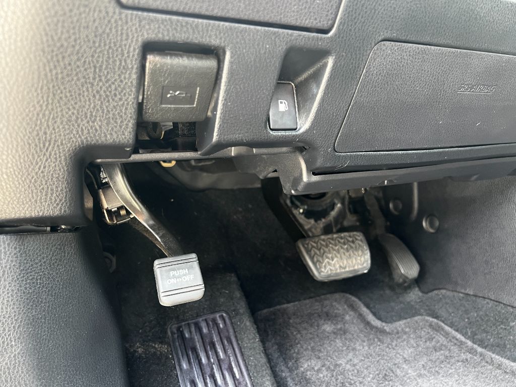 2017 Toyota Highlander - $26,495