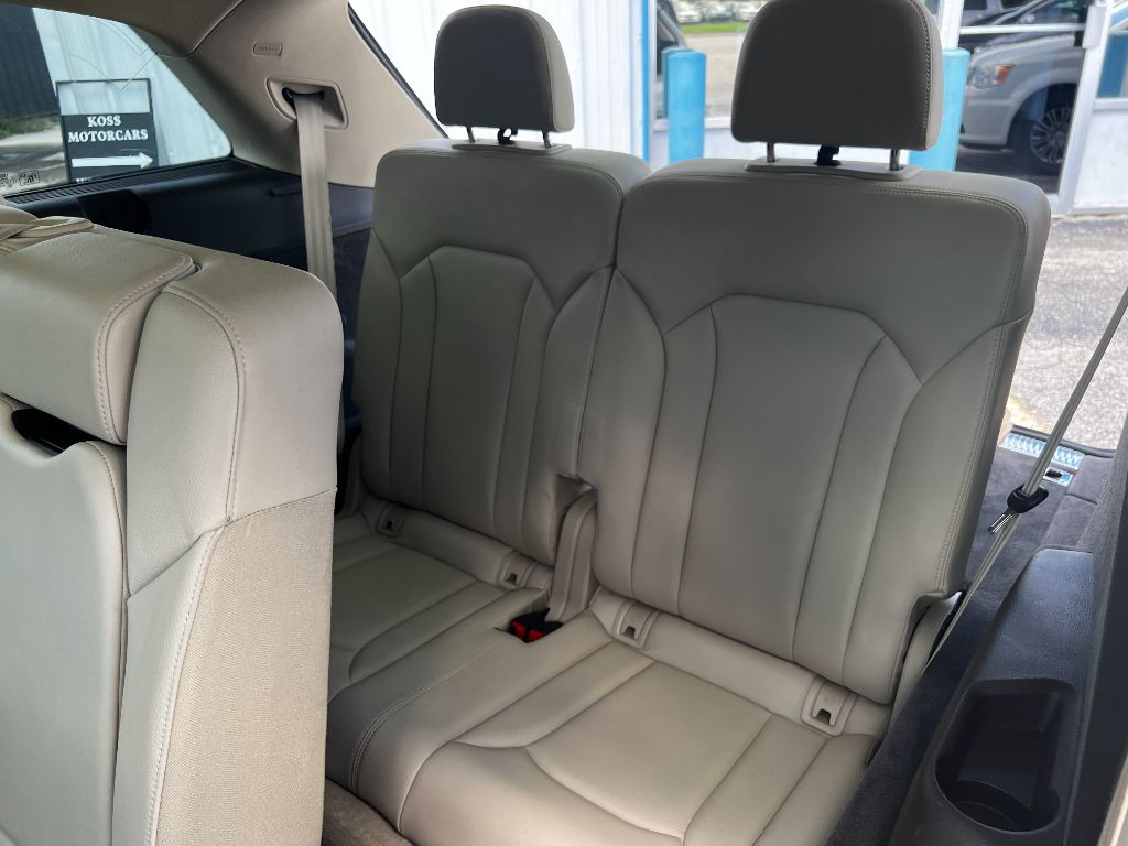 2018 Audi Q7 - $48,500