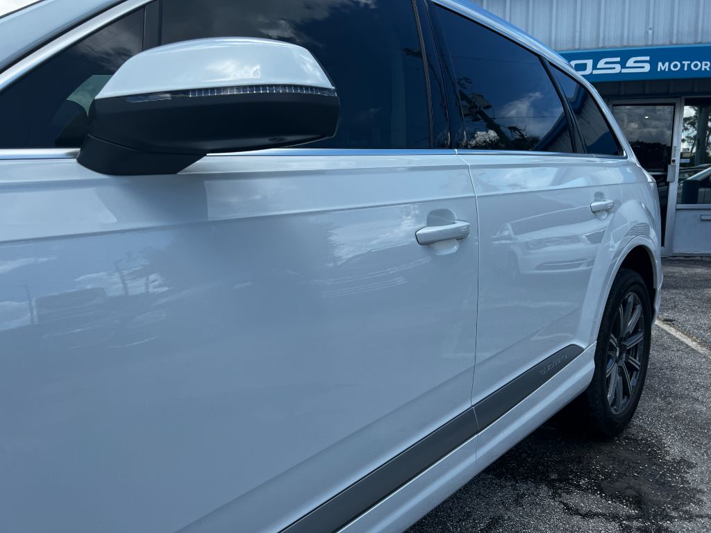 2018 Audi Q7 - $48,500