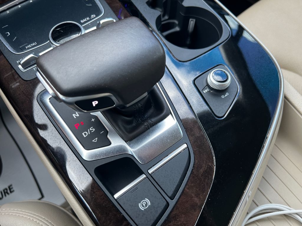 2018 Audi Q7 - $48,500
