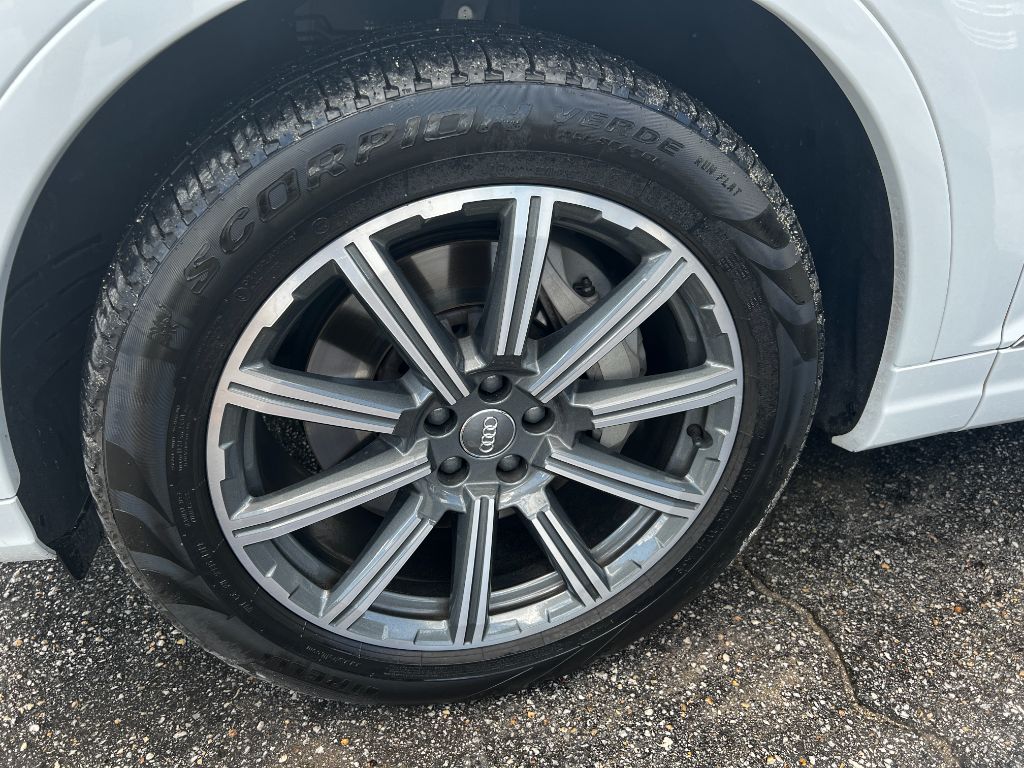 2018 Audi Q7 - $48,500