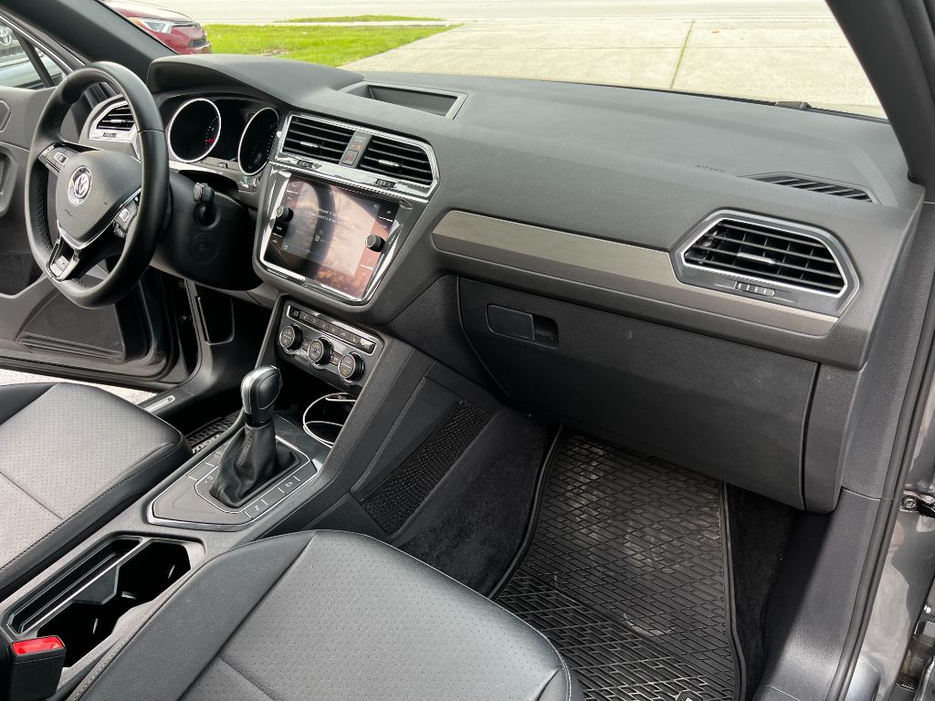 2020 Volkswagen Tiguan - $31,500
