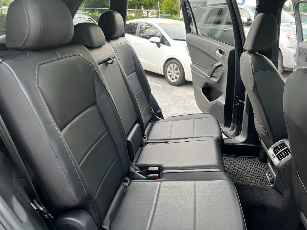 2020 Volkswagen Tiguan - $31,500