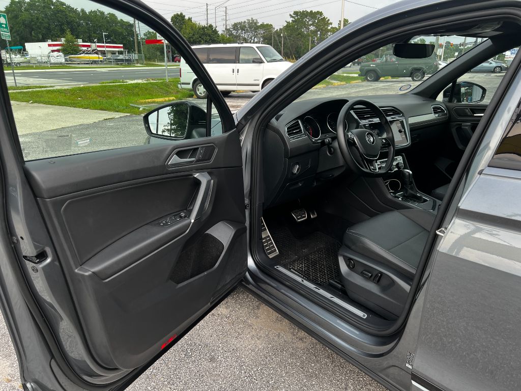 2020 Volkswagen Tiguan - $31,500