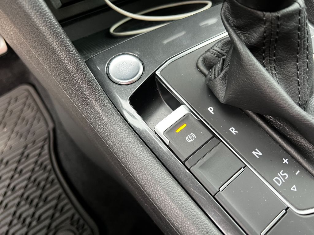 2020 Volkswagen Tiguan - $31,500