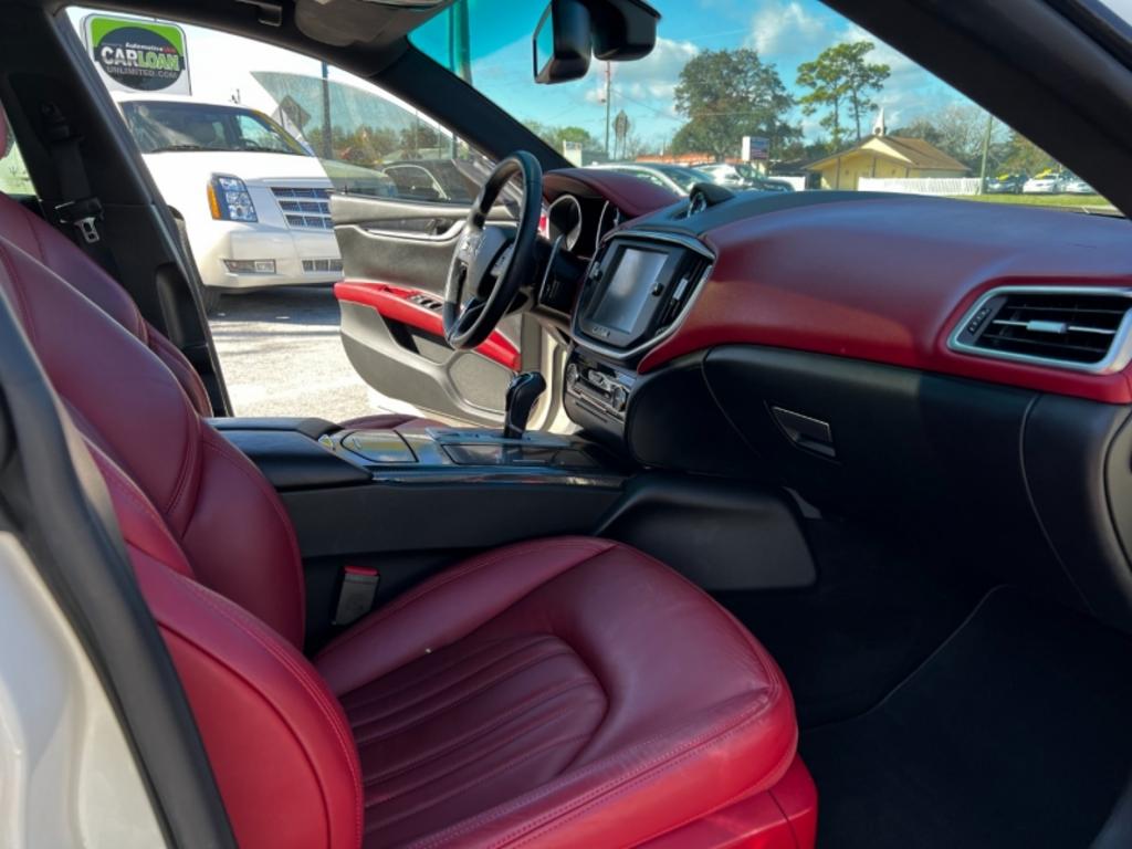 2015 Maserati Ghibli - $32,995