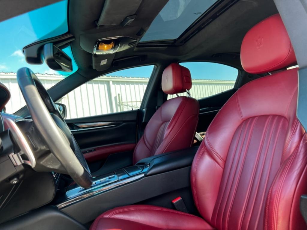 2015 Maserati Ghibli - $32,995