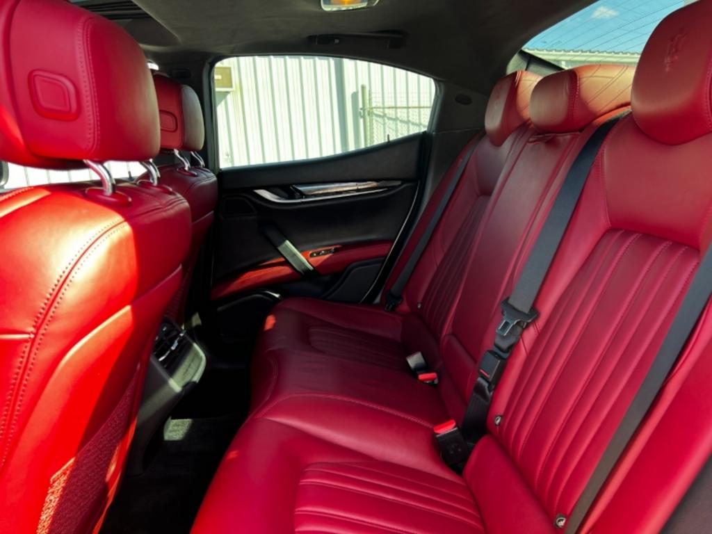 2015 Maserati Ghibli - $32,995