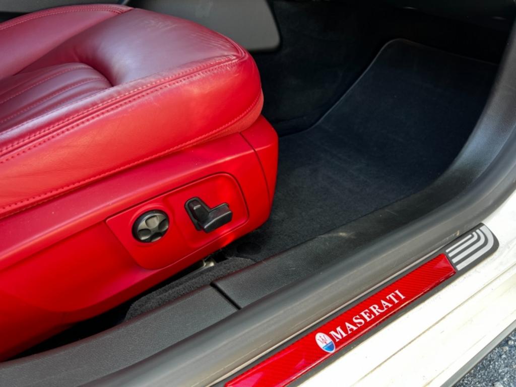 2015 Maserati Ghibli - $32,995