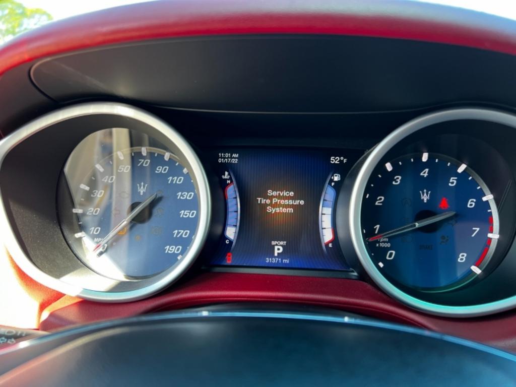 2015 Maserati Ghibli - $32,995