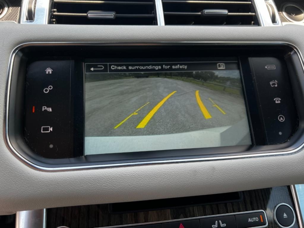 2016 LAND ROVER Range Rover Sport - $38,995