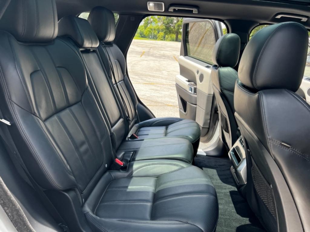 2016 LAND ROVER Range Rover Sport - $38,995