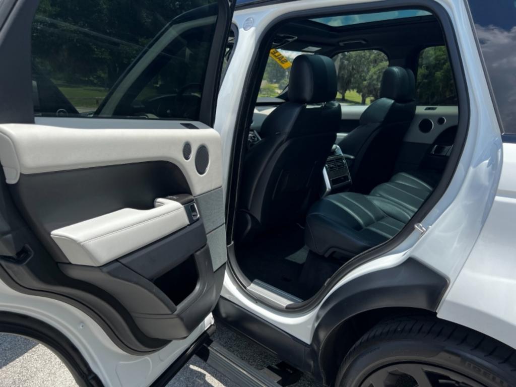 2016 LAND ROVER Range Rover Sport - $38,995