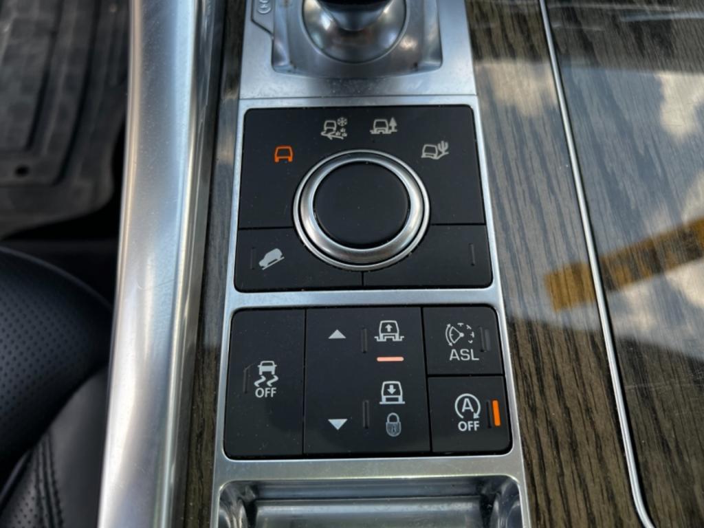 2016 LAND ROVER Range Rover Sport - $38,995