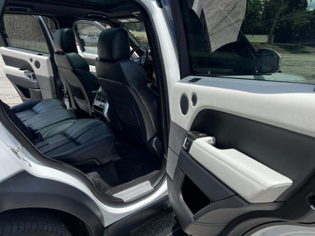 2016 LAND ROVER Range Rover Sport - $38,995