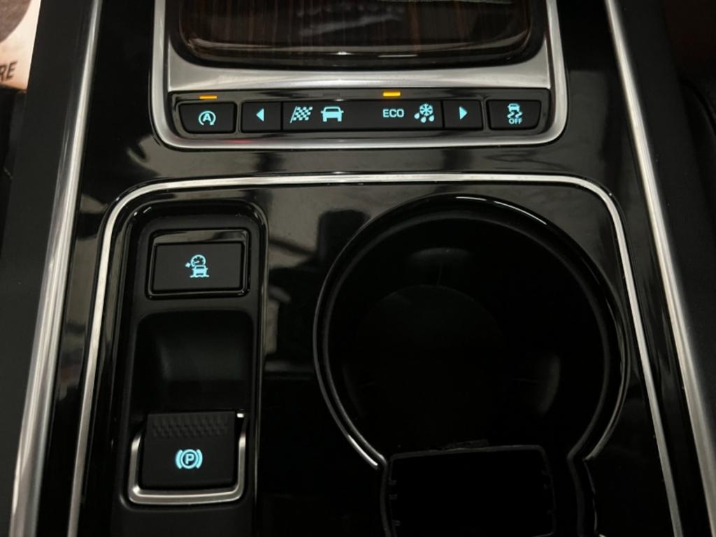 2017 Jaguar XE - $27,995