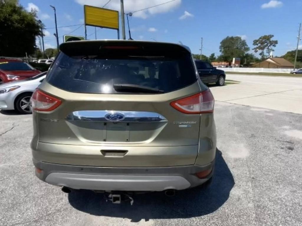 2014 Ford Escape - $15,995