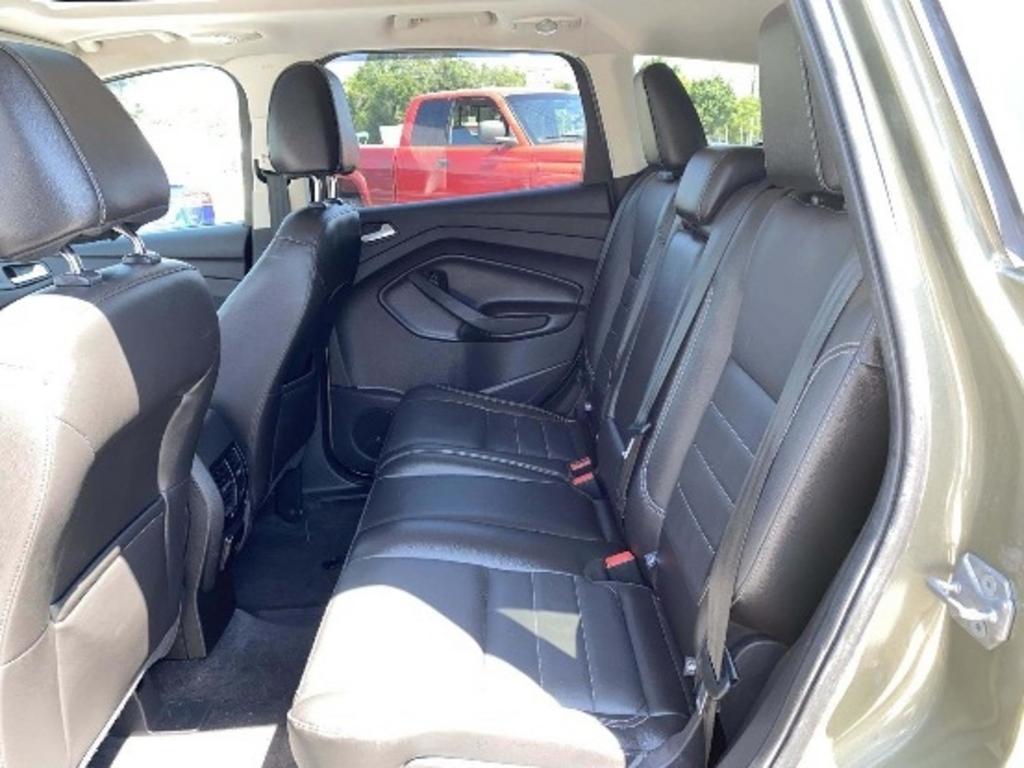 2014 Ford Escape - $15,995