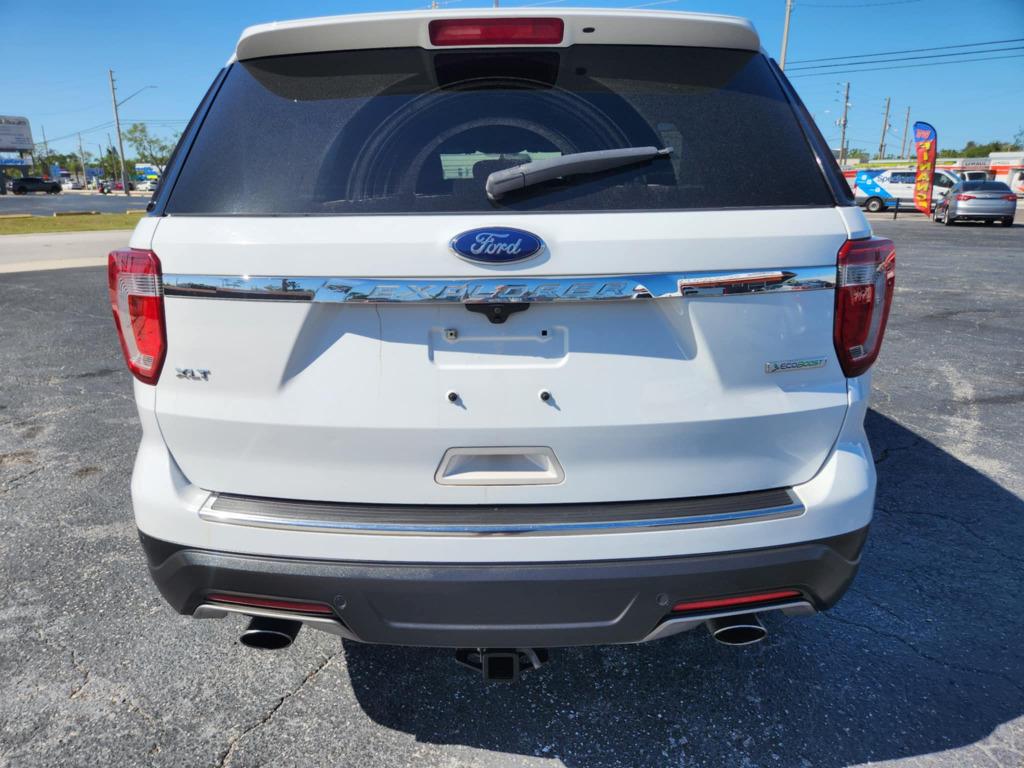 2018 Ford Explorer XLT photo