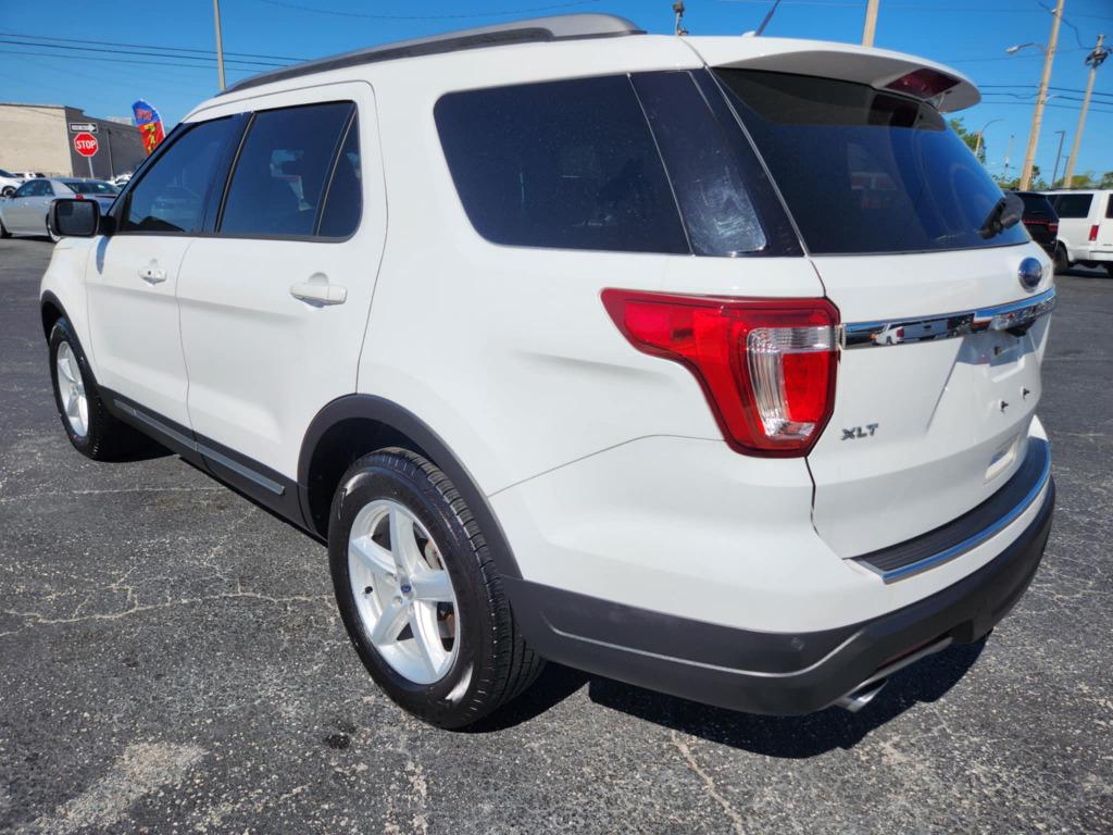 2018 Ford Explorer XLT photo