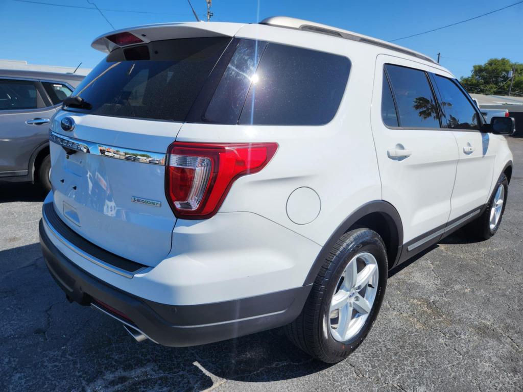 2018 Ford Explorer XLT photo