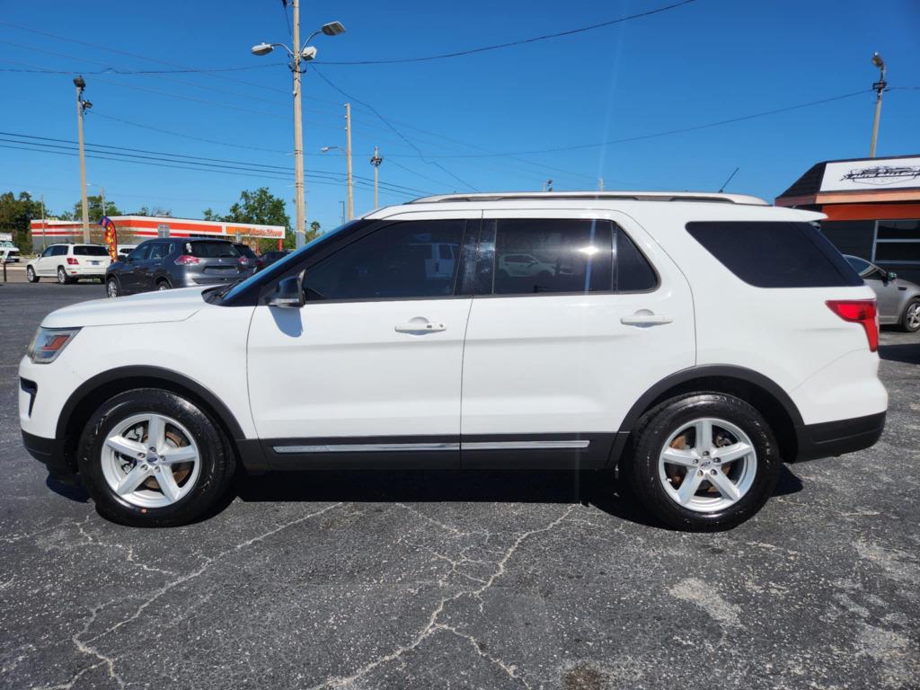 2018 Ford Explorer XLT photo