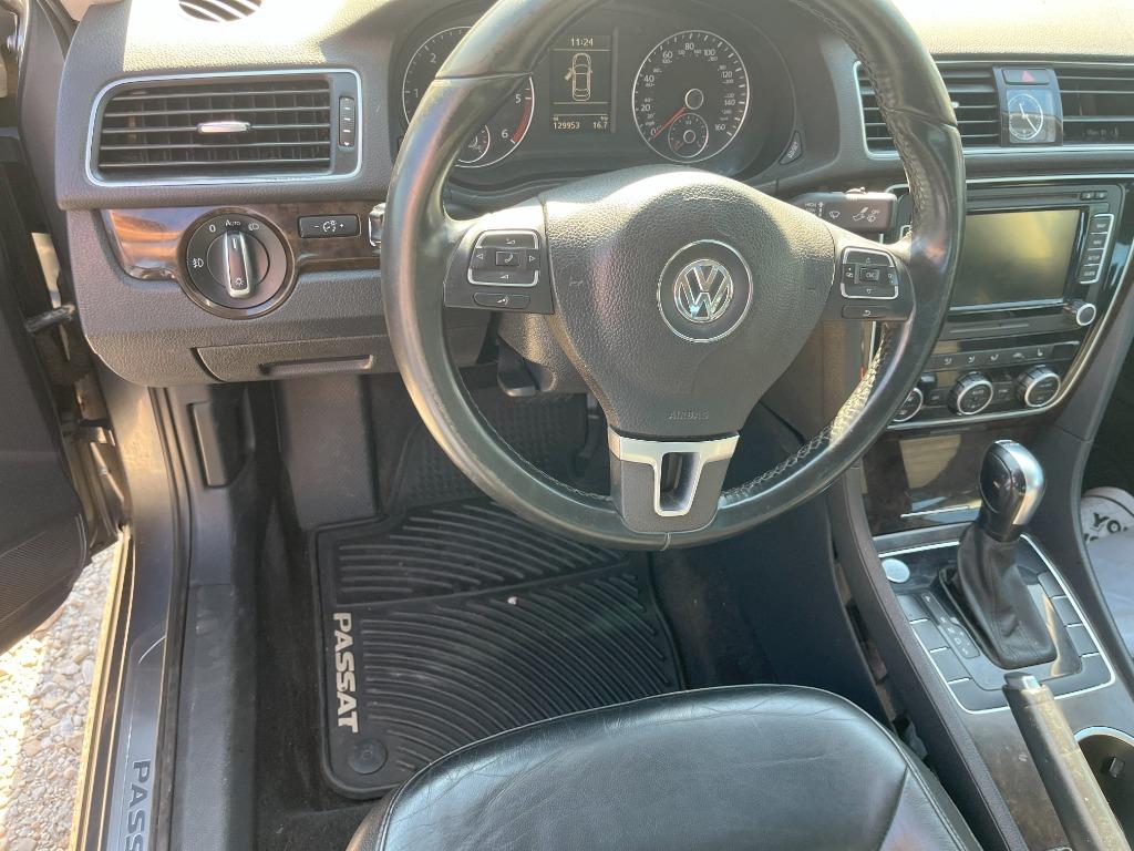 2014 Volkswagen Passat TDI SEL Premium photo