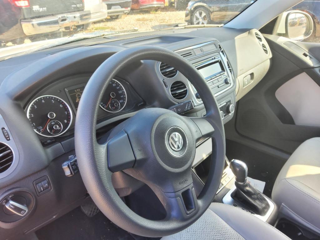 2012 Volkswagen Tiguan S photo