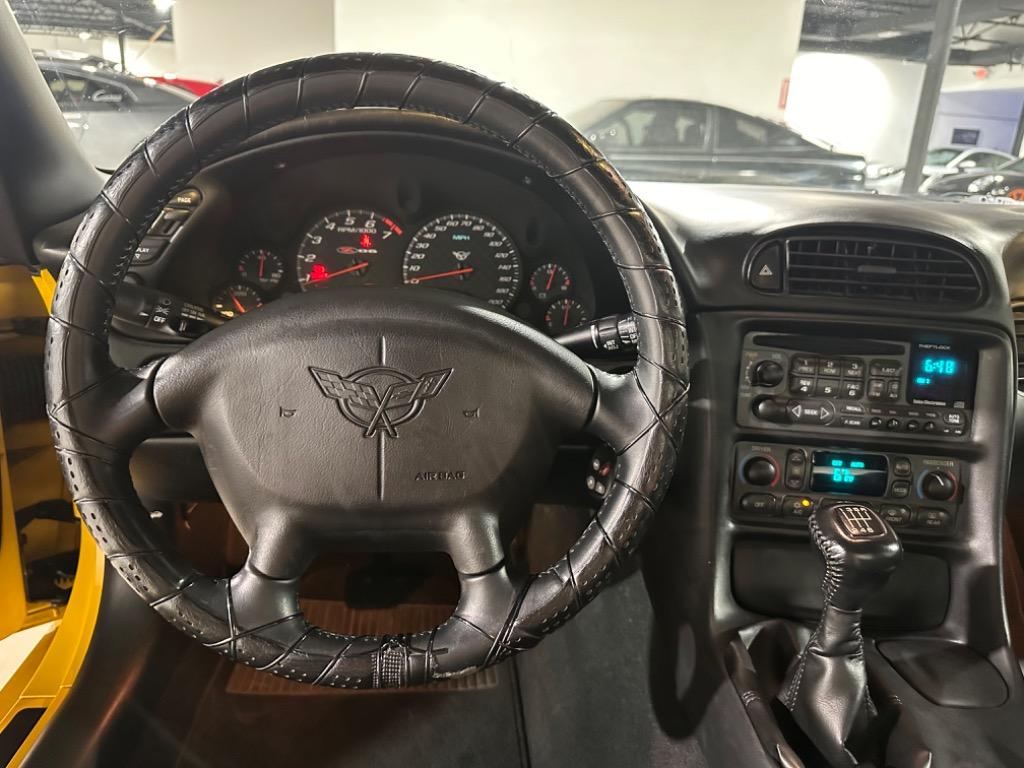 2003 CHEVROLET Corvette Coupe - $29,295