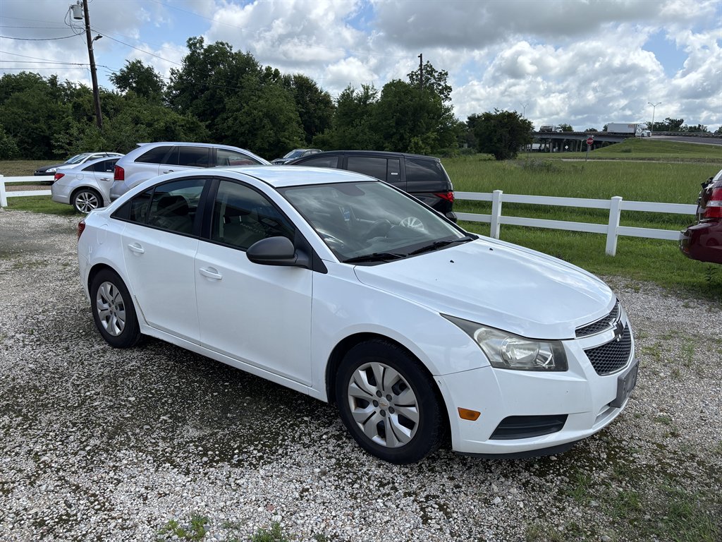 2014 Chevrolet Cruze LS Auto photo