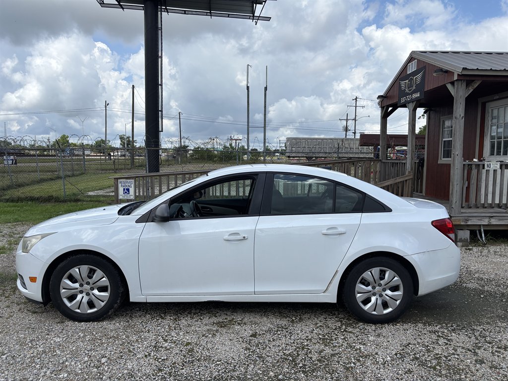 2014 Chevrolet Cruze LS Auto photo