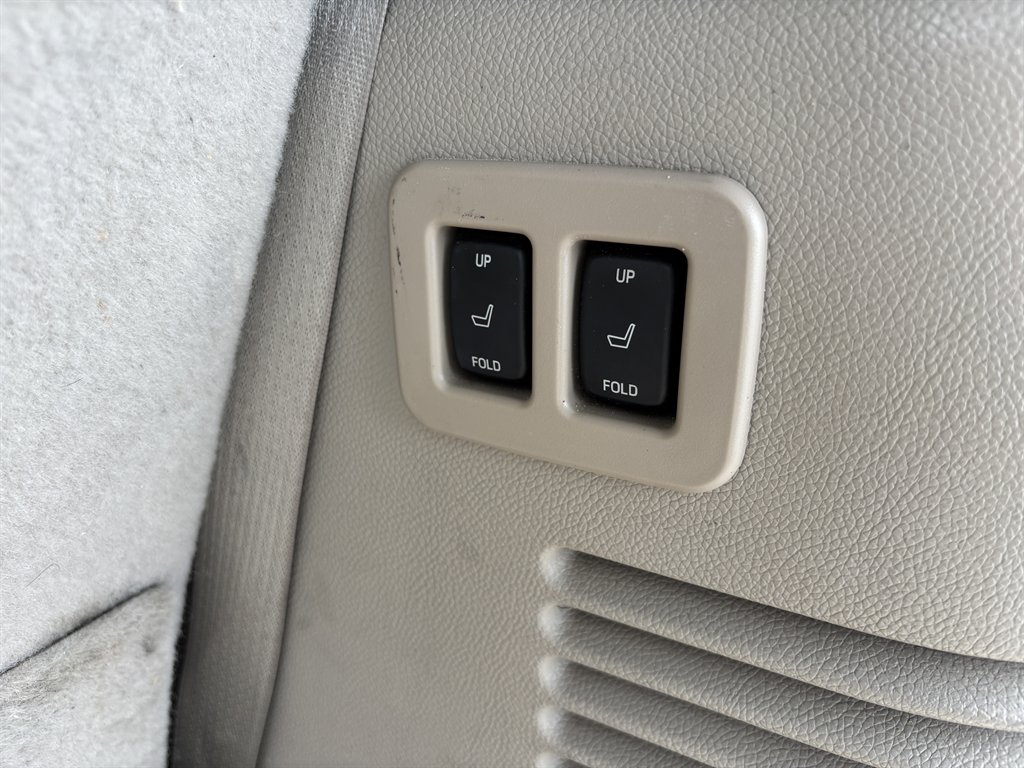 2013 Ford Expedition - $9,000