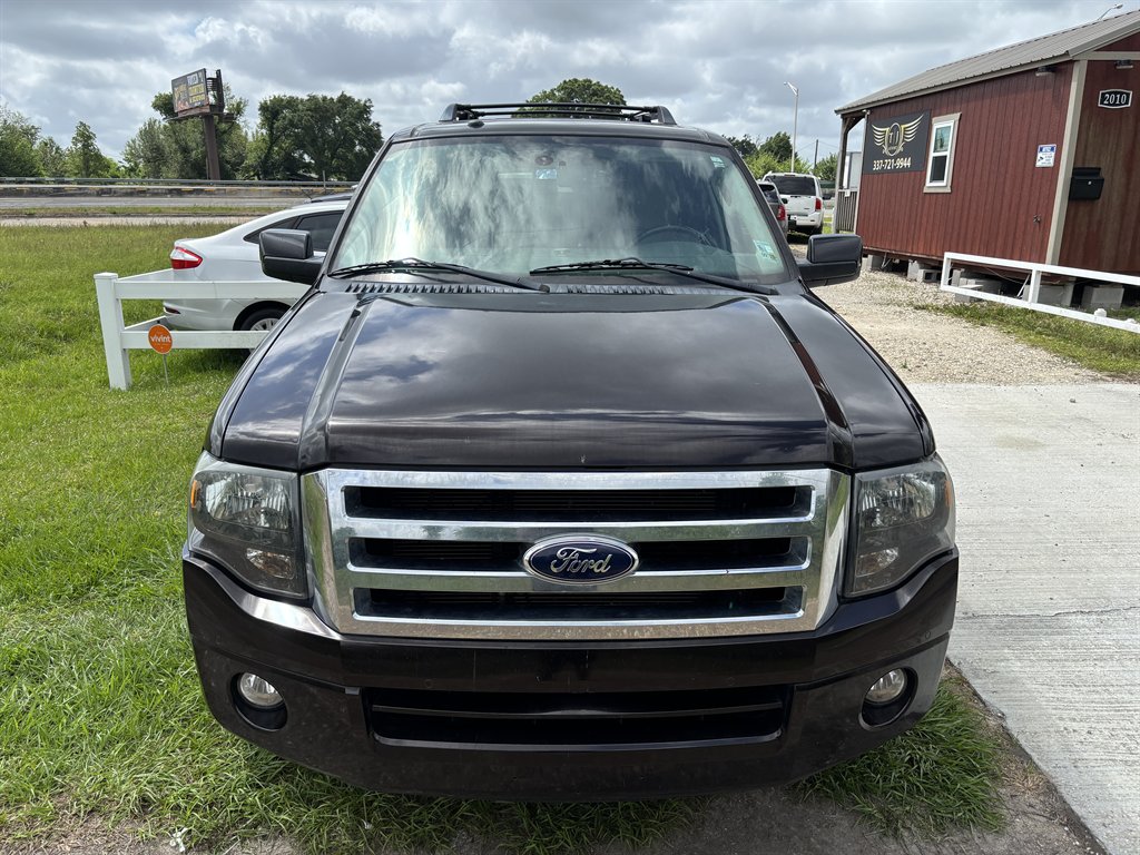 2013 Ford Expedition - $9,000