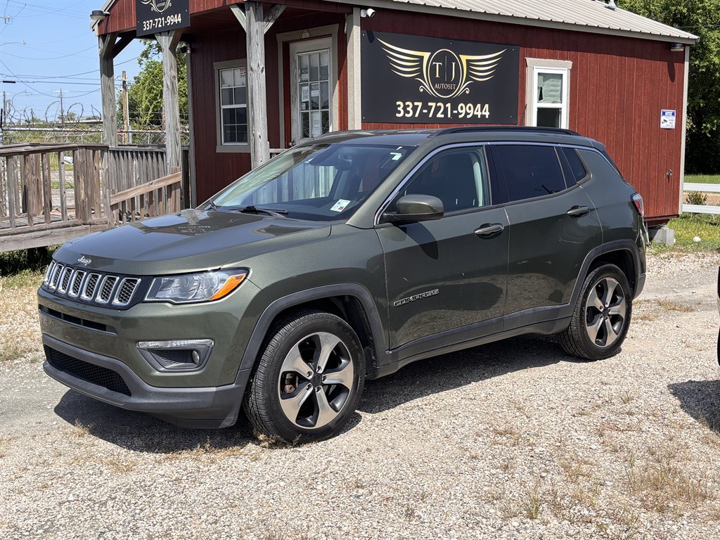 2018 Jeep Compass - $10,700
