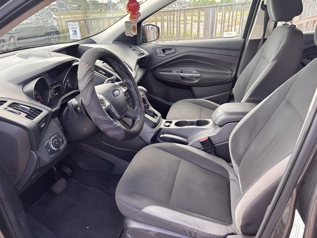 2015 Ford Escape - $6,300