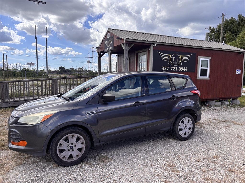 2015 Ford Escape - $6,300