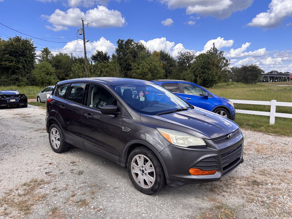 2015 Ford Escape - $6,300