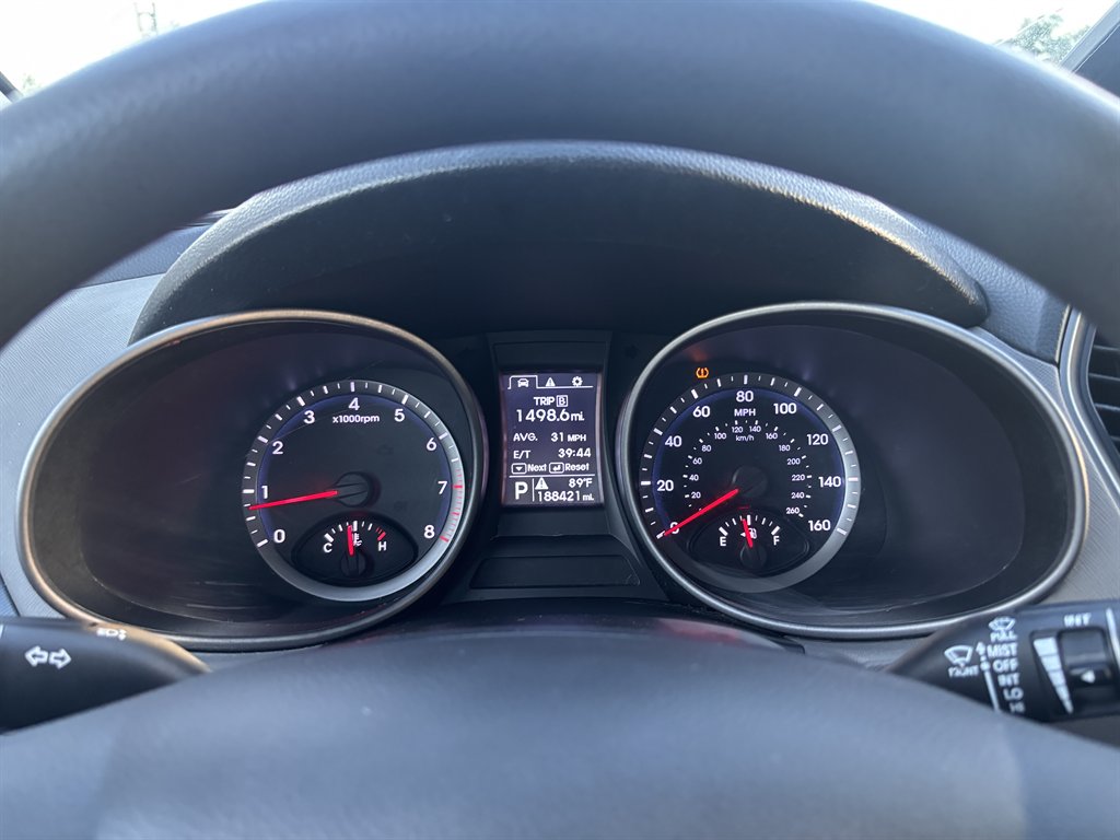 2016 Hyundai Santa Fe Sport - $5,500