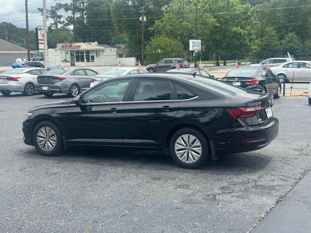 2019 Volkswagen Jetta - $9,495