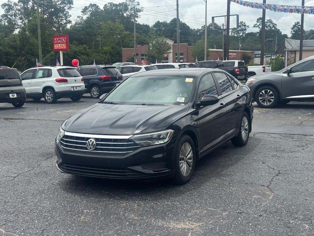 2019 Volkswagen Jetta - $9,495
