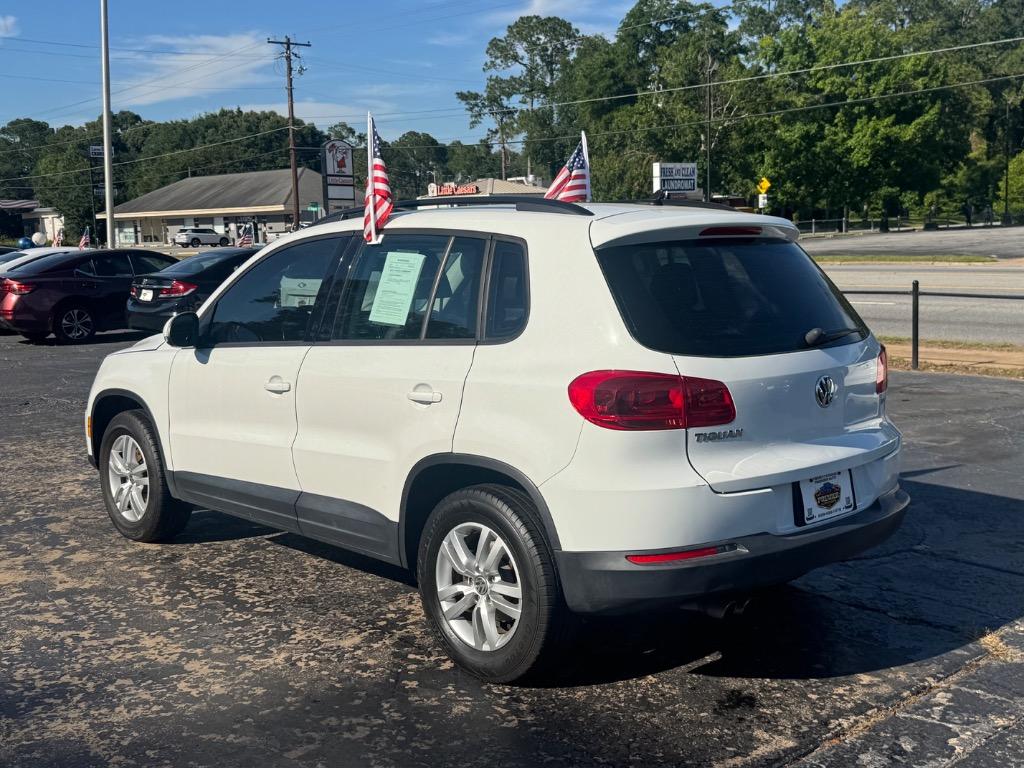2017 Volkswagen Tiguan - $9,995
