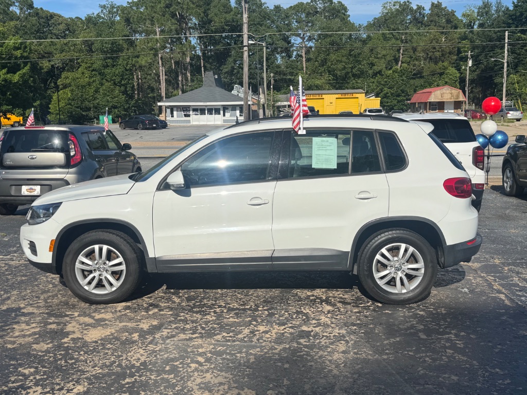 2017 Volkswagen Tiguan - $9,995