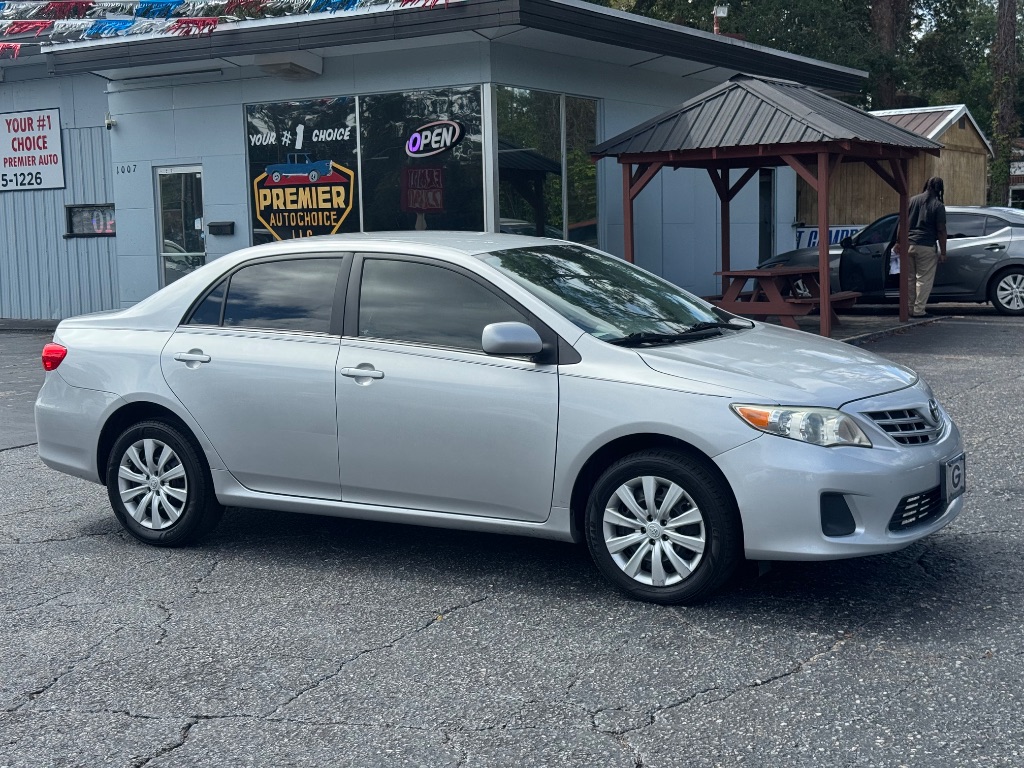 2013 Toyota Corolla - $12,800